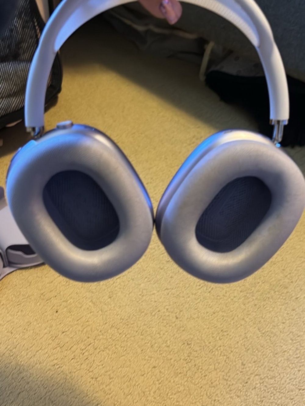Apple head phones